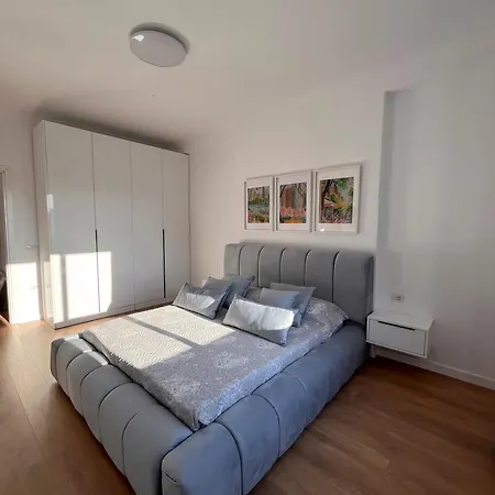 Διαμέρισμα Sunrise Luxury *